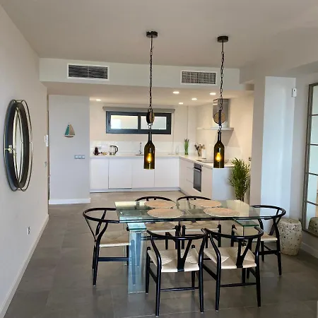 La Paloma Seaview Apartment *